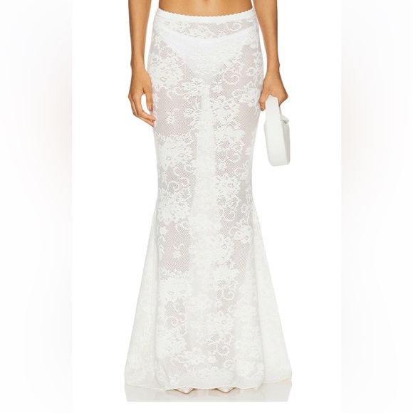 MAJORELLE Narcisa Set in White - Picture 3 of 5